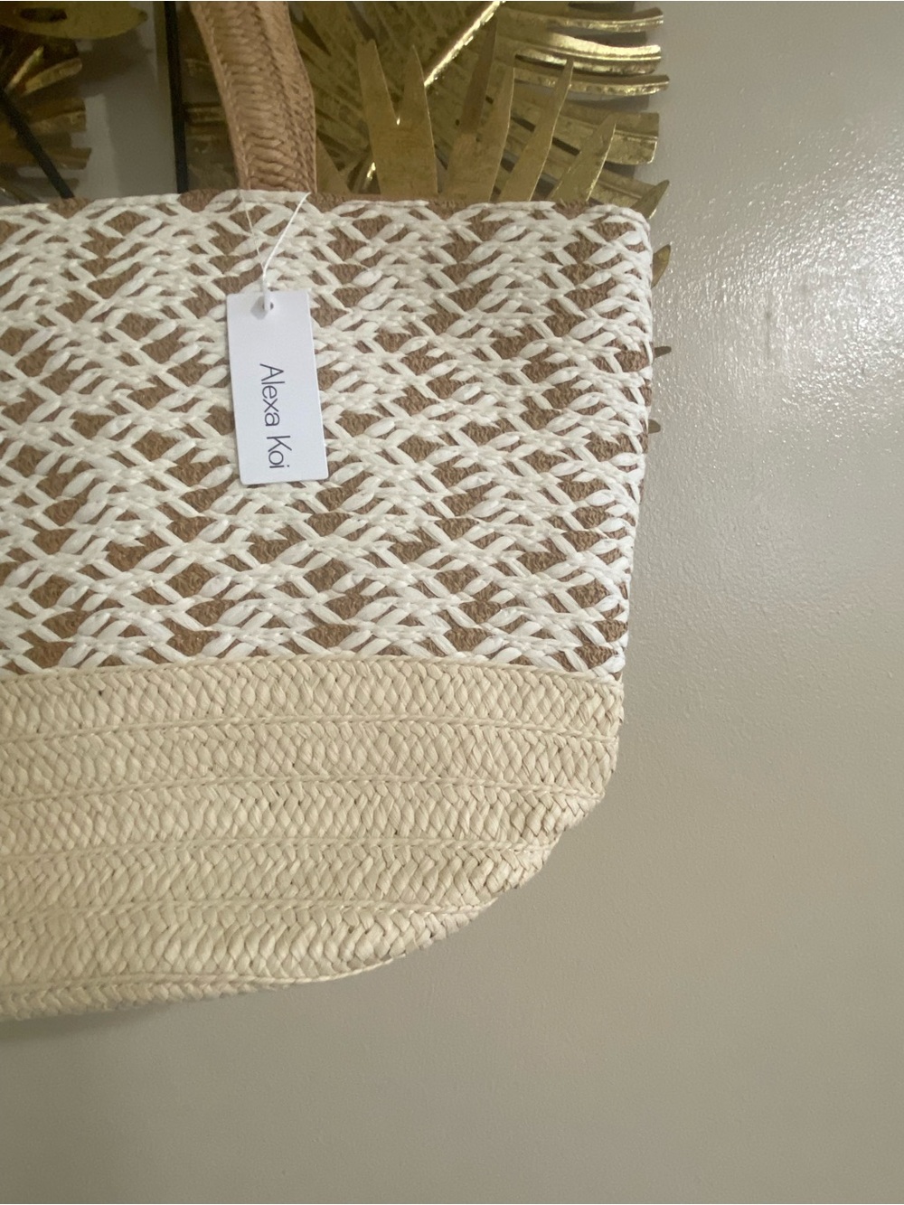 Neutral Woven Straw Tote with White Patterned Weave - Picture 3 of 3